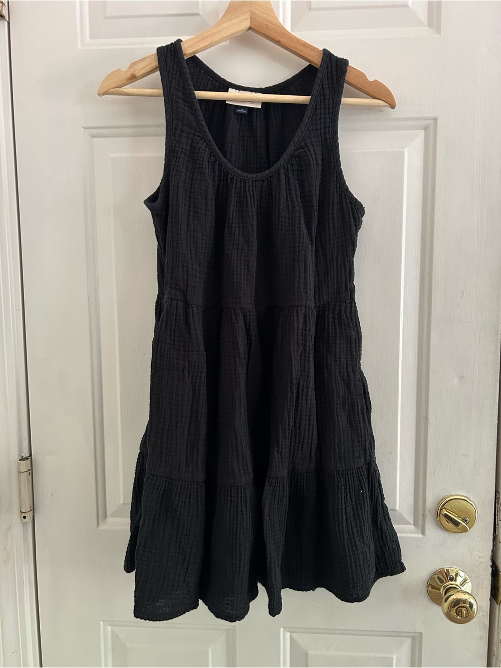 Universal Thread Women’s Black Textured Tiered Mini Dress